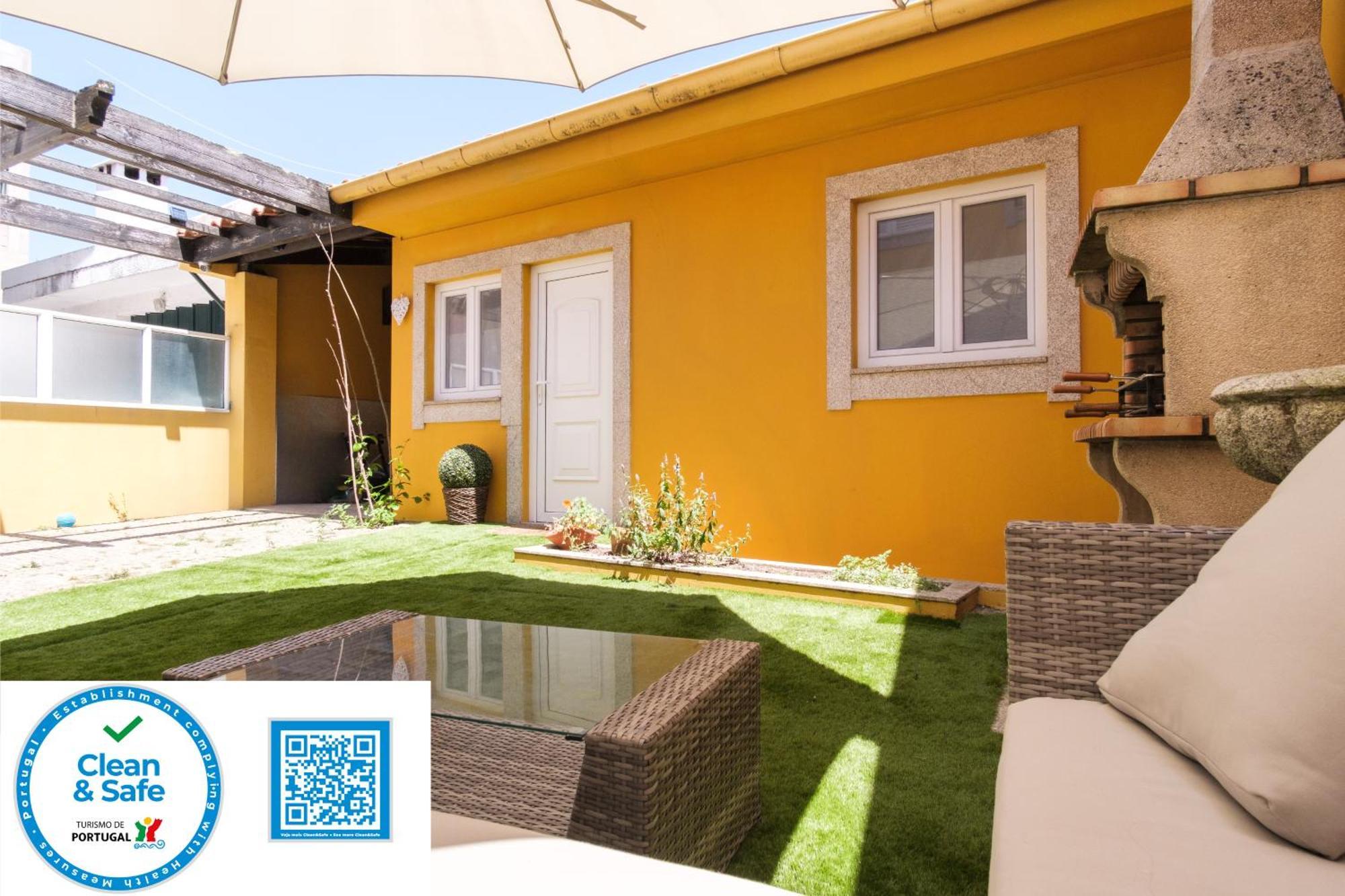 Perafita Yellow House - Ecohost Exterior foto